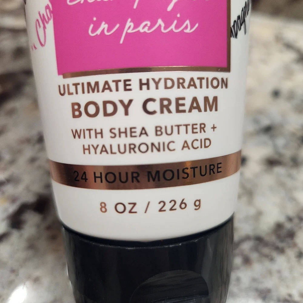 Bath & Body Works x Emily in Paris “Champagne in Paris” 8 oz body lotion NEW
